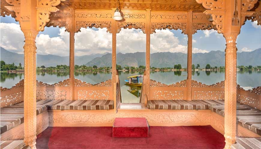 WelcomHeritage Gurkha Houseboats , Srinagar