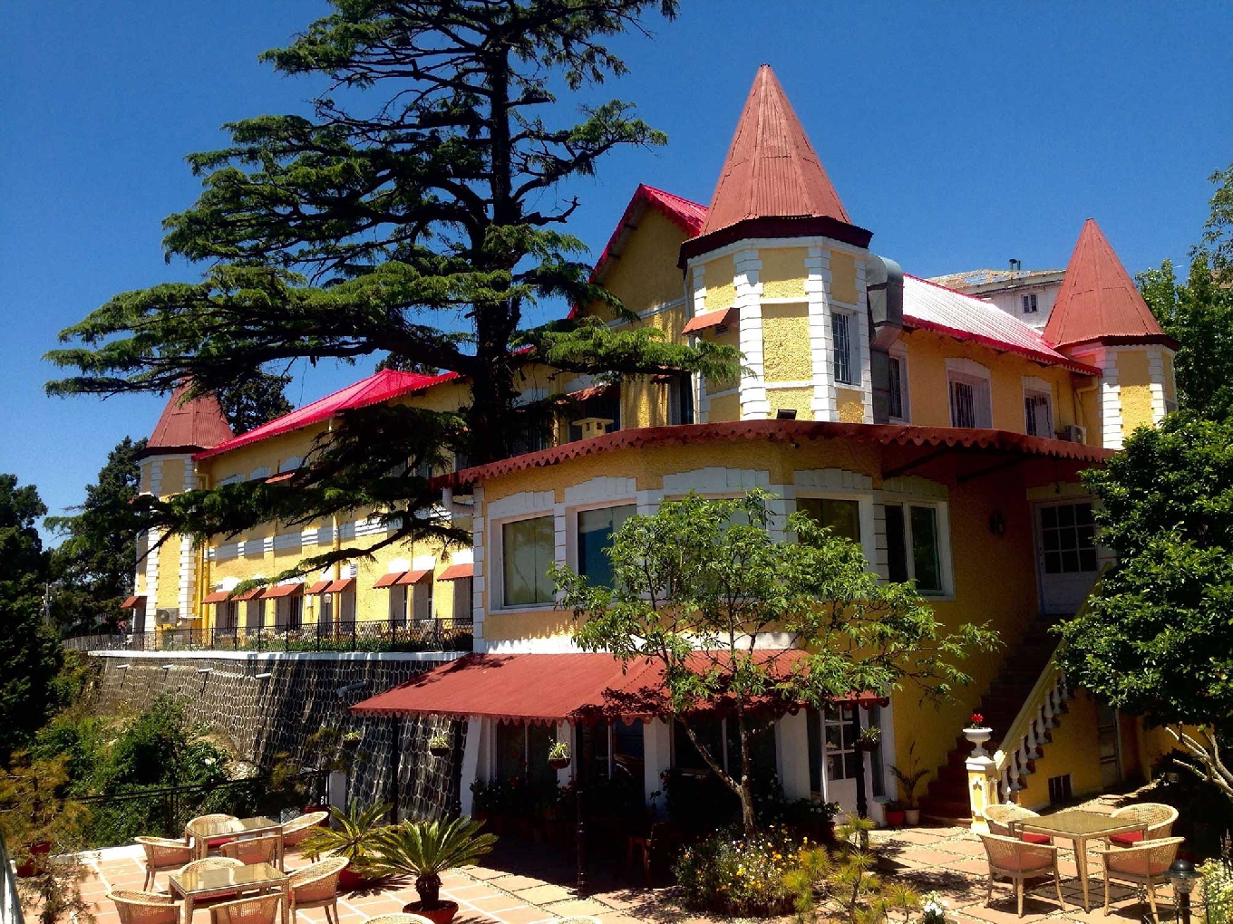 WelcomHeritage Kasmanda Palace